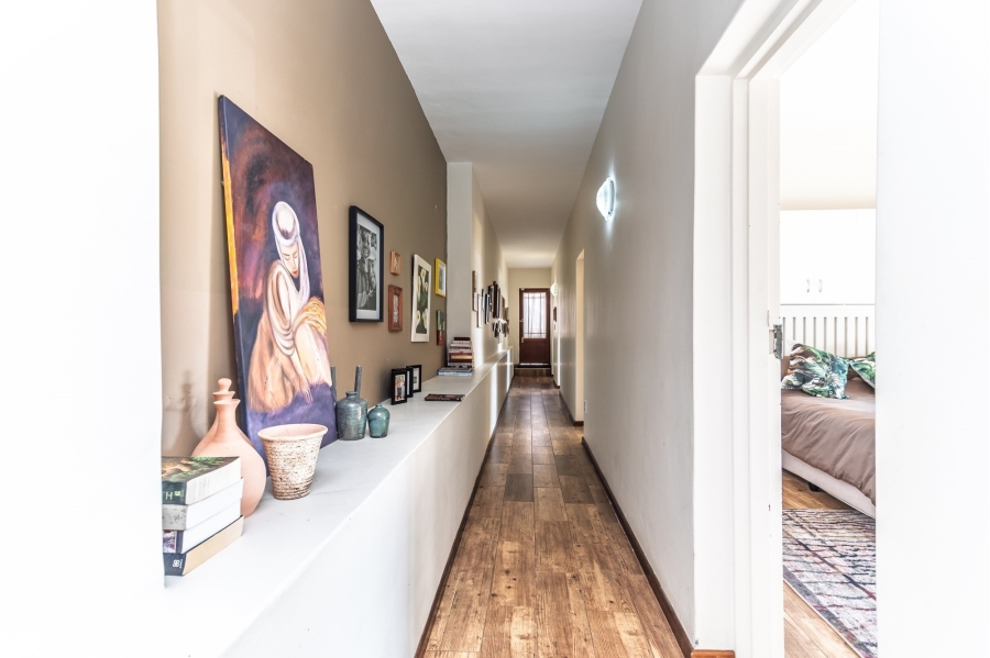 5 Bedroom Property for Sale in Fish Hoek Western Cape